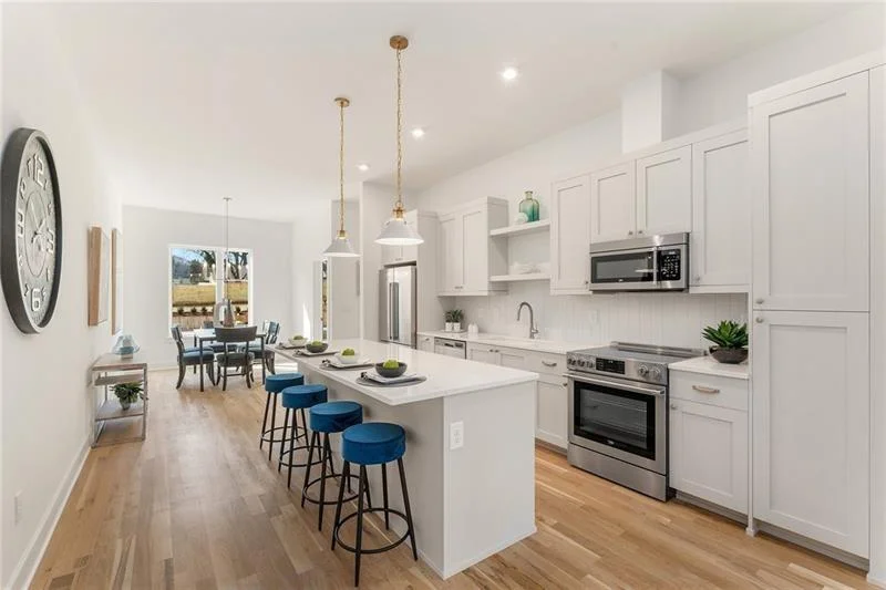 1237 Memorial Drive SE Unit 405