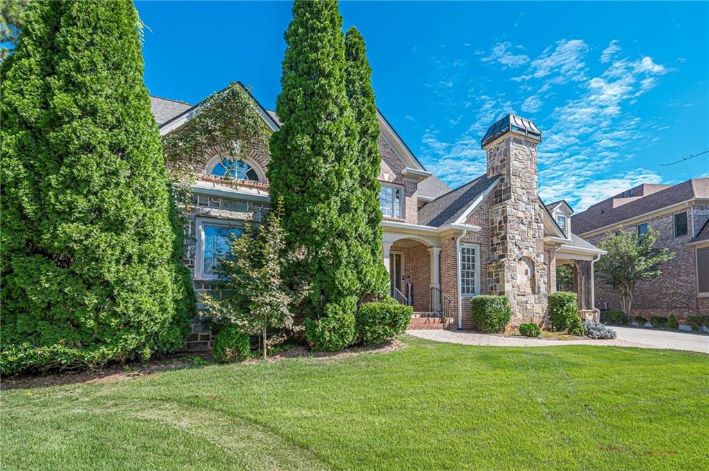 3262 Ashmore Hall Drive