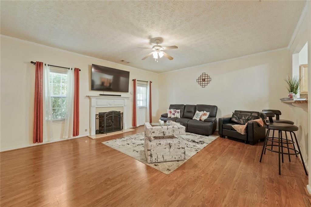 2955 Greyhawk Lane