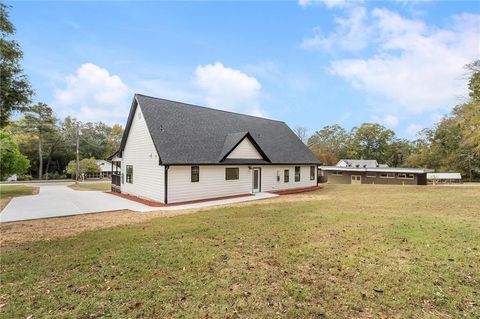 A home in Powder Springs