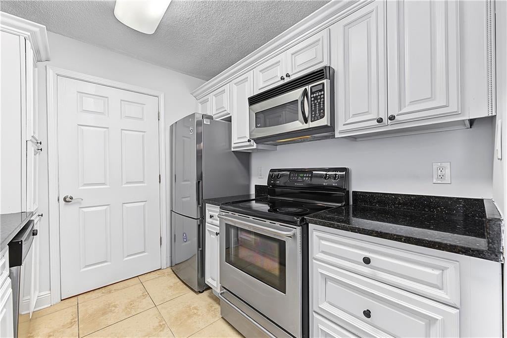 6301 Santa Fe Parkway