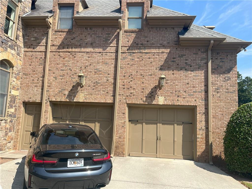 812 Stratford Court