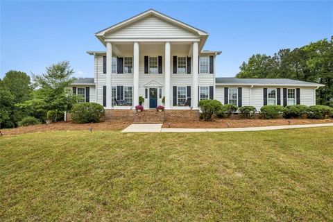 Homes For Sale - 32 Quail Run<br/> Hoschton, GA 30548