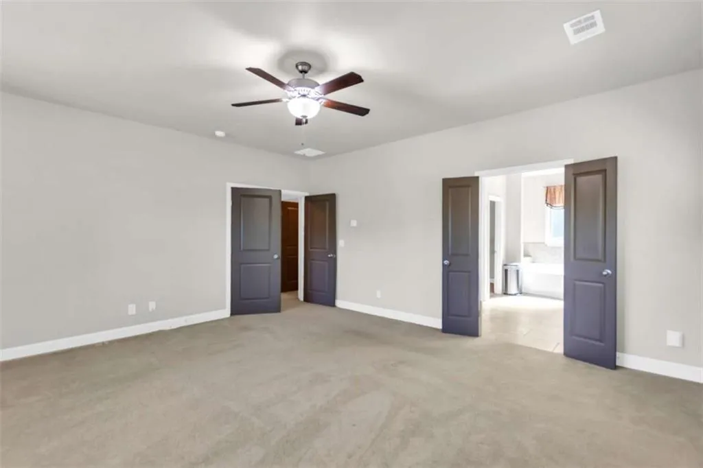 Flowery Branch, Georgia 30542, United States, 5 Bedrooms Bedrooms, ,3 BathroomsBathrooms,Residential,Active,172579