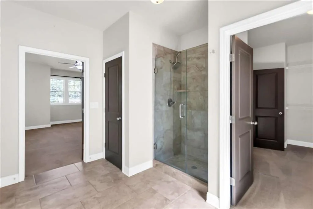 Flowery Branch, Georgia 30542, United States, 5 Bedrooms Bedrooms, ,3 BathroomsBathrooms,Residential,Active,172579