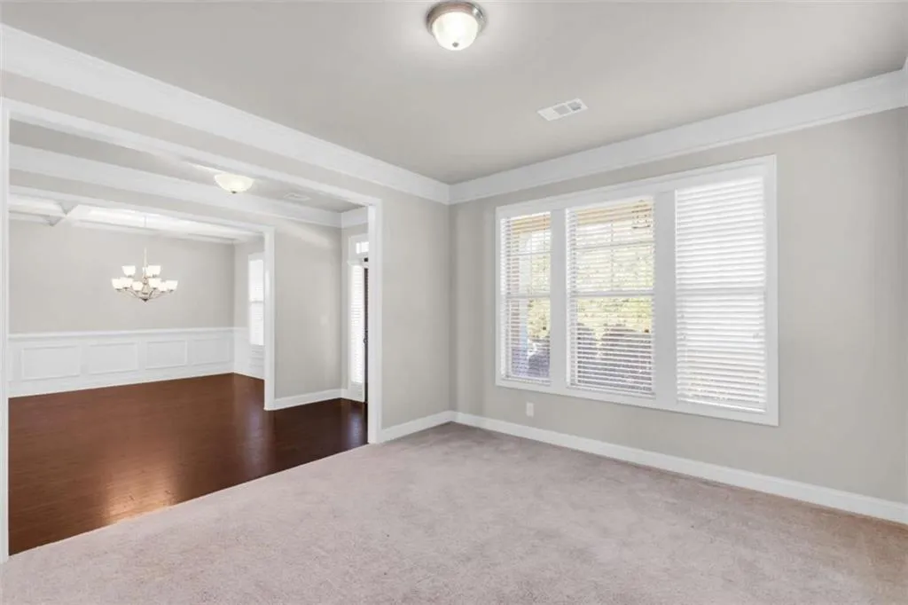 Flowery Branch, Georgia 30542, United States, 5 Bedrooms Bedrooms, ,3 BathroomsBathrooms,Residential,Active,172579