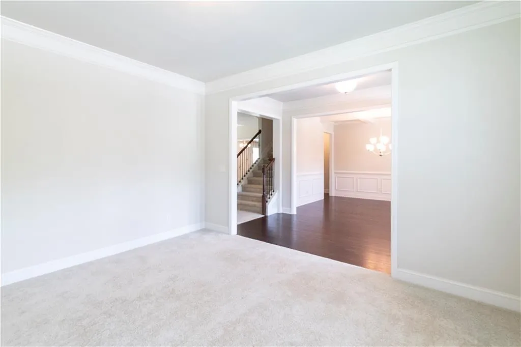 Flowery Branch, Georgia 30542, United States, 5 Bedrooms Bedrooms, ,3 BathroomsBathrooms,Residential,Active,172579