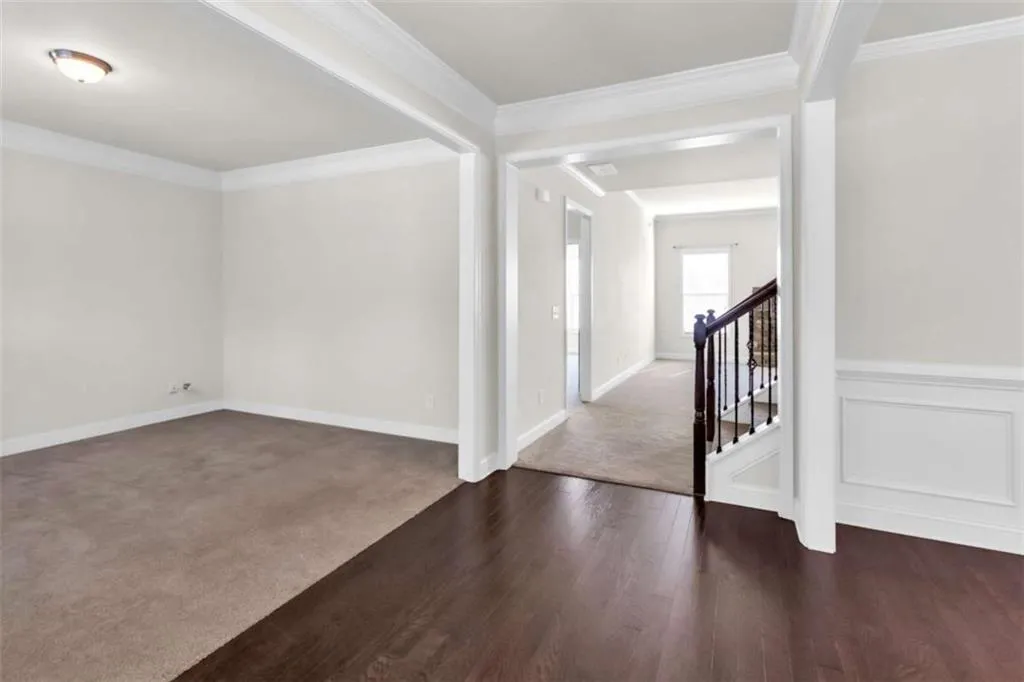 Flowery Branch, Georgia 30542, United States, 5 Bedrooms Bedrooms, ,3 BathroomsBathrooms,Residential,Active,172579