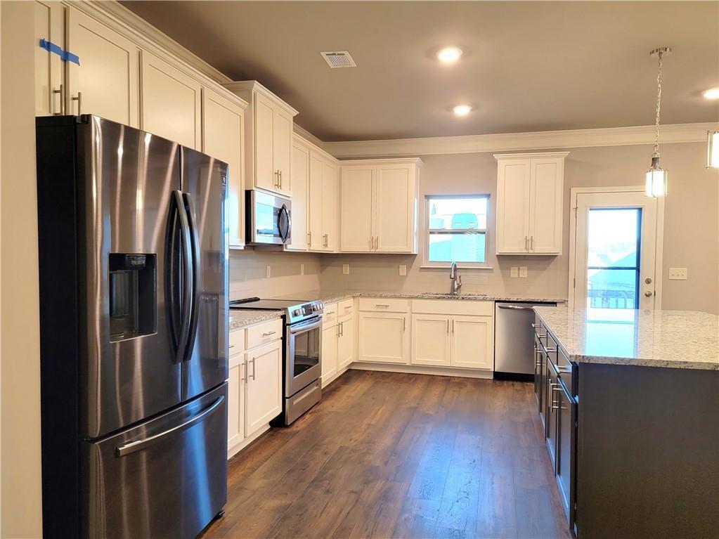 1866 Castleberry Lane