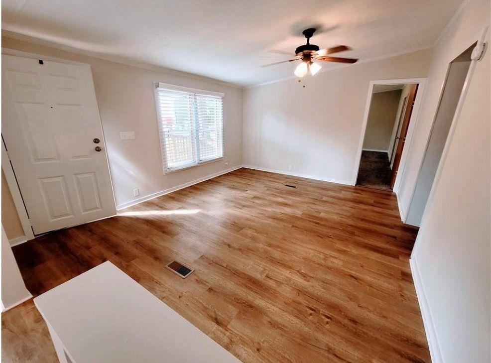 3735 Fir Drive, Buford, Georgia image 9