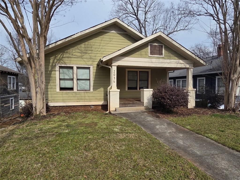 2036 Robson Place NE