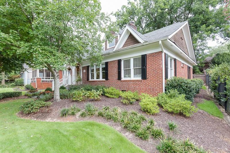 1106 Mclynn Avenue NE