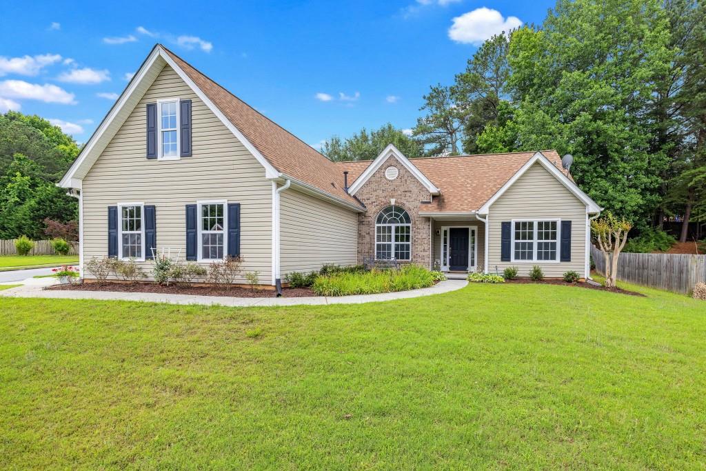 Welcome to this stunning, spacious & open 3 bedroom, 2 bath ranch home on a beautifully manicured corner lot located in Mill Creek School District. This charming residence offers a large, finished bonus room, formal dining room & a welcoming family room complete with a cozy fireplace. As you enter the home, you'll be greeted by the stylish new interior paint and the gleaming new luxury vinyl plank (LVP) flooring that flows throughout the main level, providing both durability & elegance. The split bedroom floor plan ensures privacy & tranquility. The primary bedroom is a true retreat, boasting ample space. Pamper yourself in the spacious primary bathroom, featuring a double vanity, a soothing garden tub, and a separate shower. The well-appointed eat in kitchen has been upgraded with brand new appliances and sleek granite countertops, offering a modern and functional space. Additionally, the home boasts many new windows, enhancing energy efficiency and providing an abundance of natural light throughout.