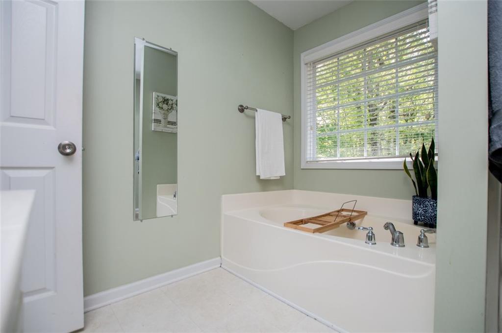 210 Creekside Overlook, Hiram, Georgia image 43