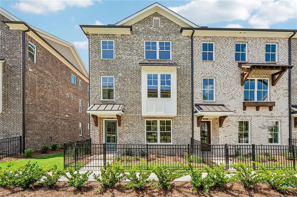 4563 Deanston Court 387