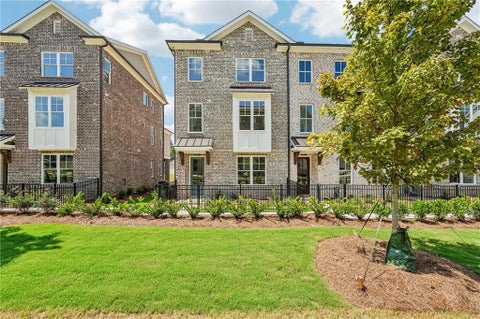Townhouse For Sale - 4563 Deanston Court #387<br/> Peachtree Corners, GA 30092