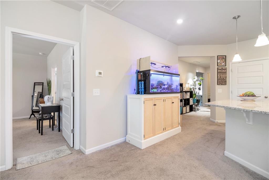11 Rambling Oaks Drive NE