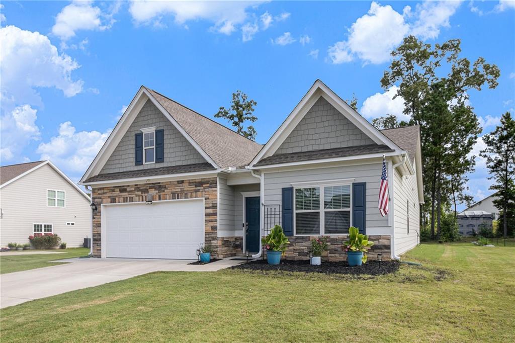 11 Rambling Oaks Drive NE