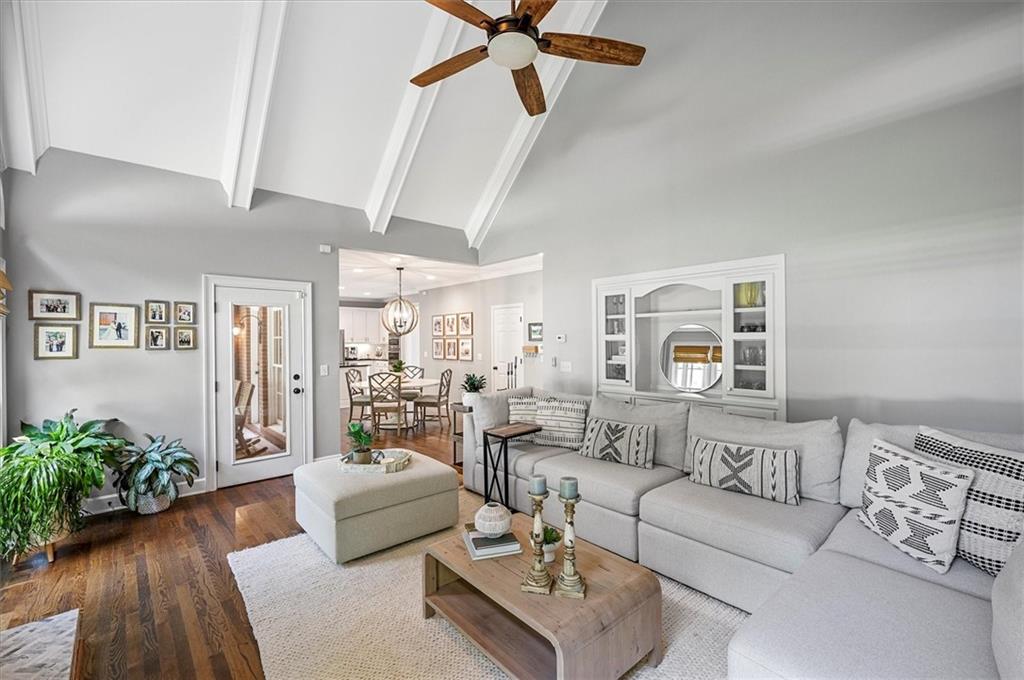 Kensington Farms - Residential