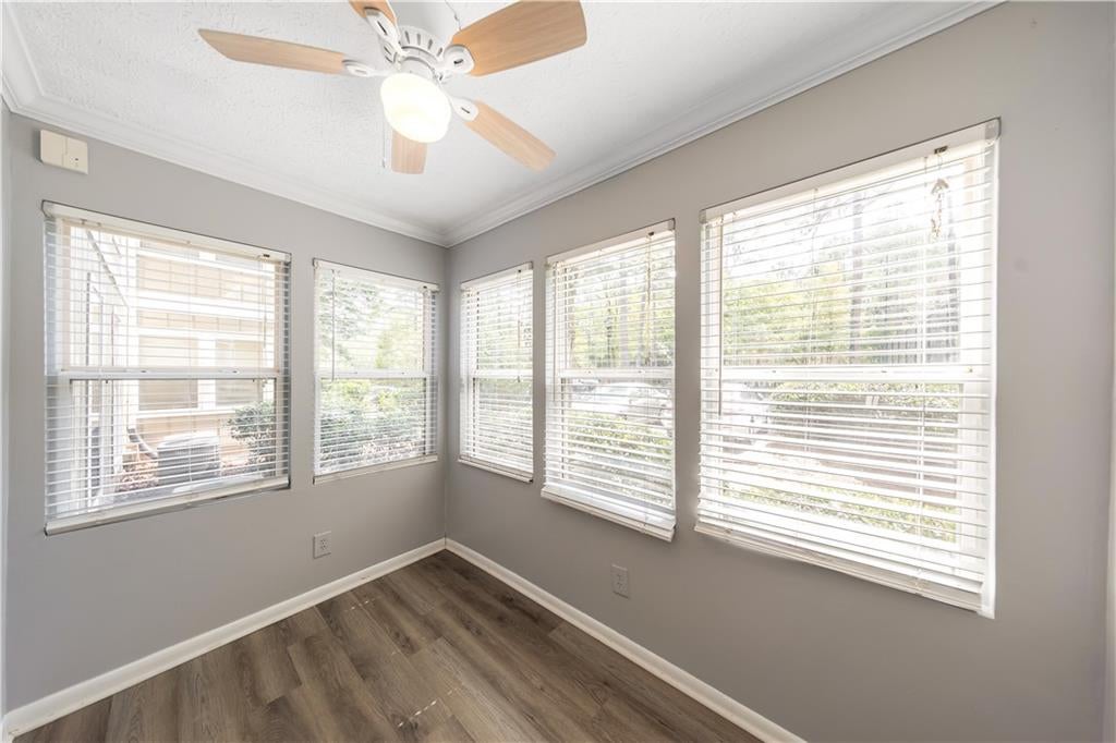 5159 Roswell Road 6