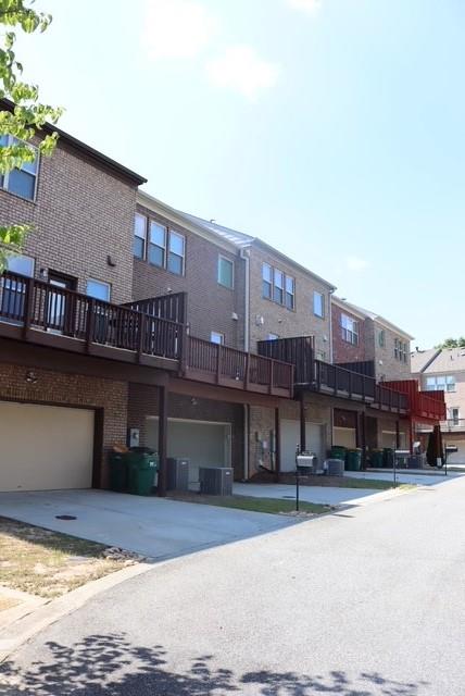 13101 W Twin Alley