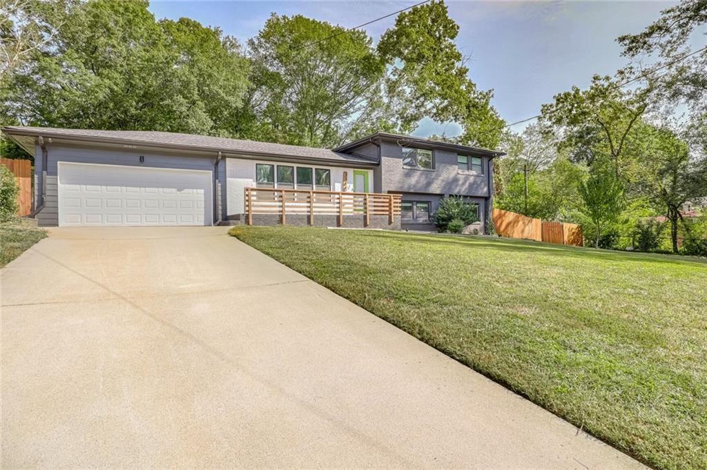 2344 Belmont Dr