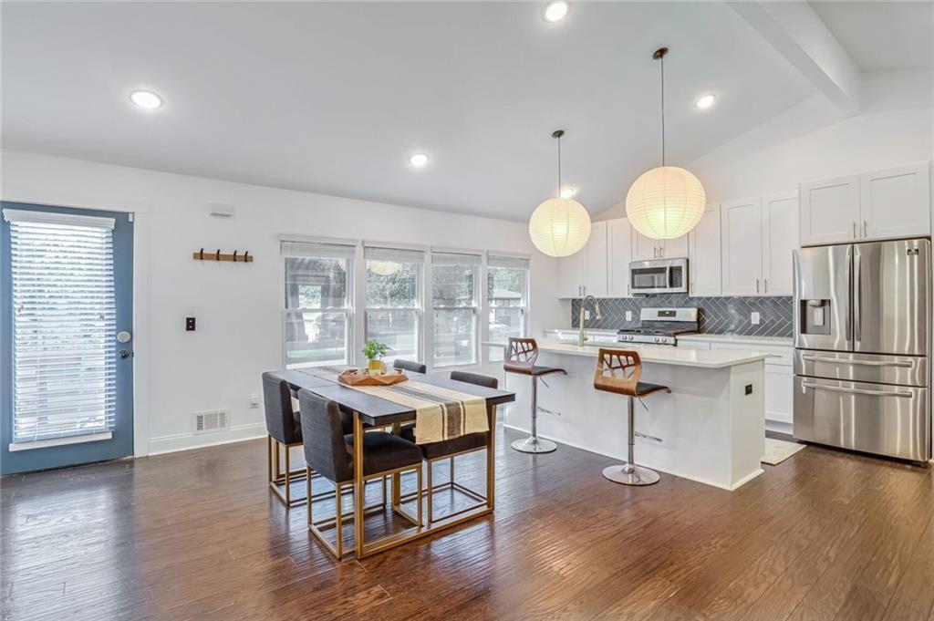 2344 Belmont Dr