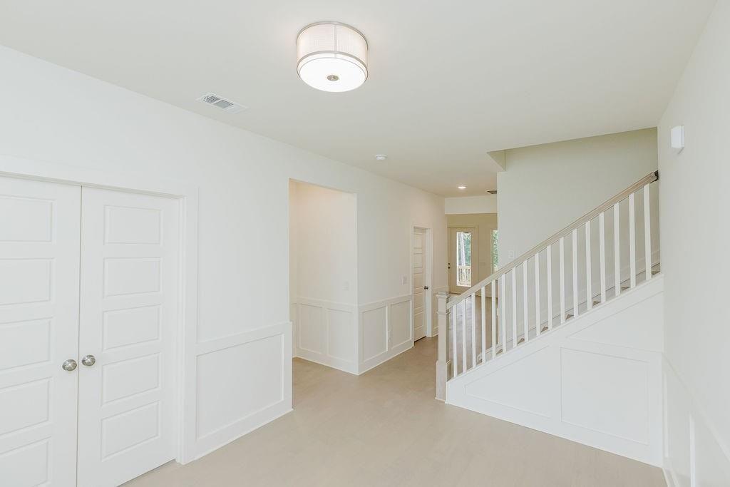 6585 Rhett Run