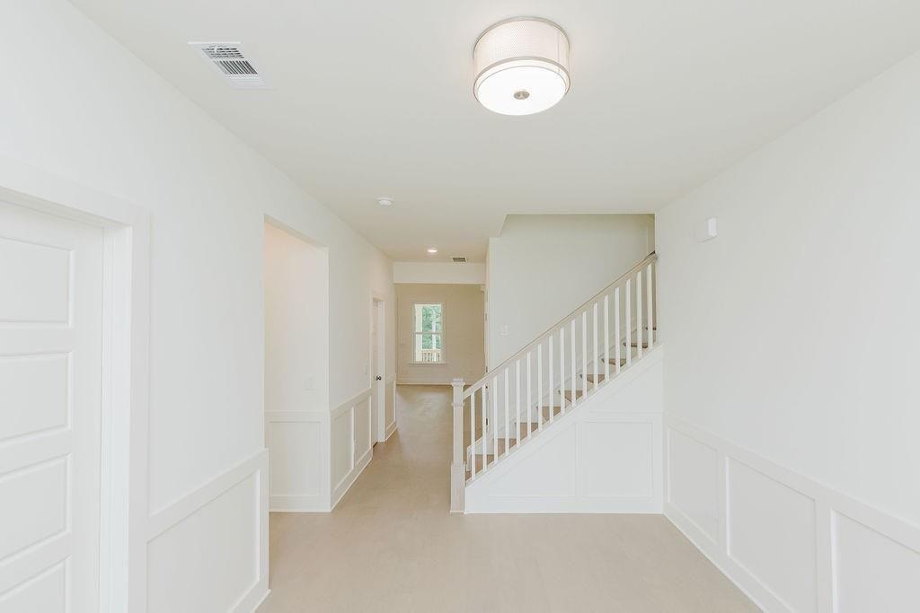 6585 Rhett Run, Cumming, Georgia image 3