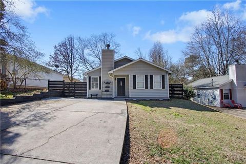 Homes For Sale - 3560 Catalina Drive<br/> Cumming, GA 30041