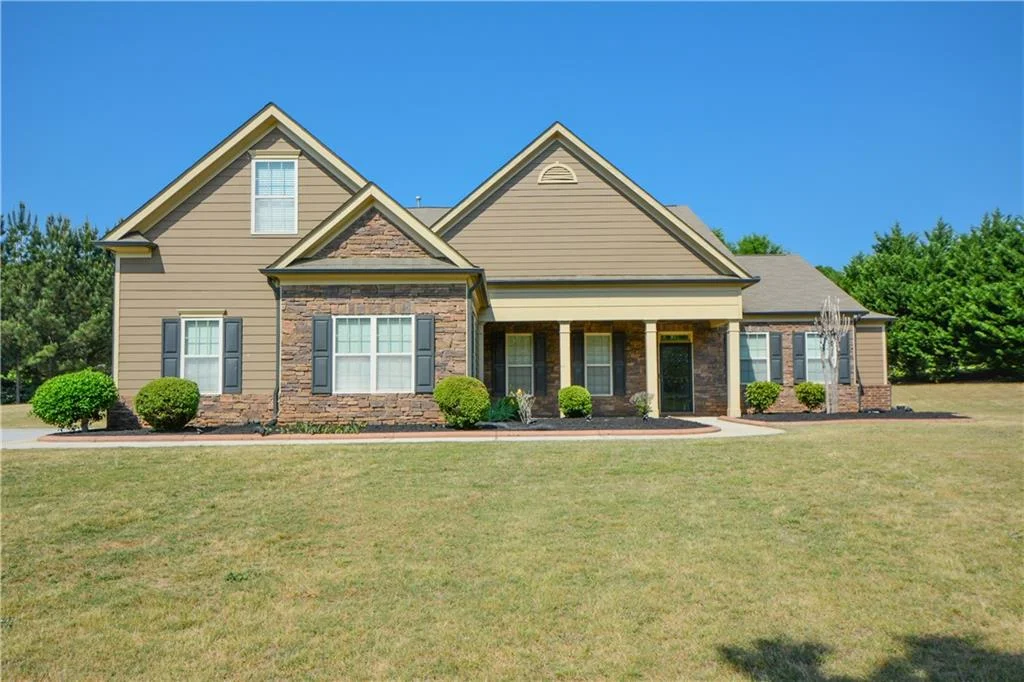 125 Haddonstone Drive