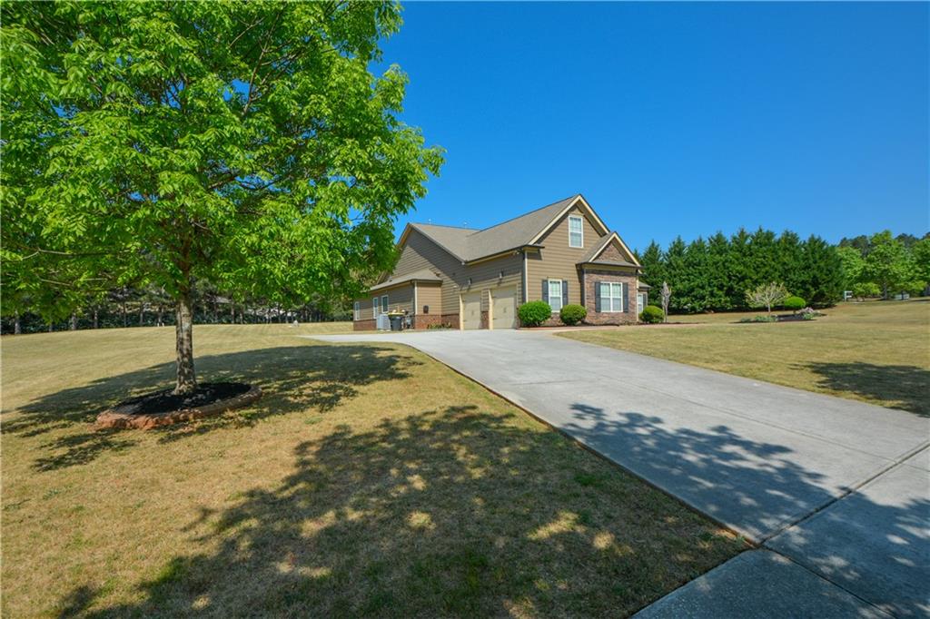 125 Haddonstone Drive