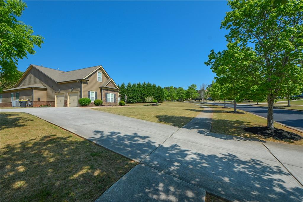 125 Haddonstone Drive