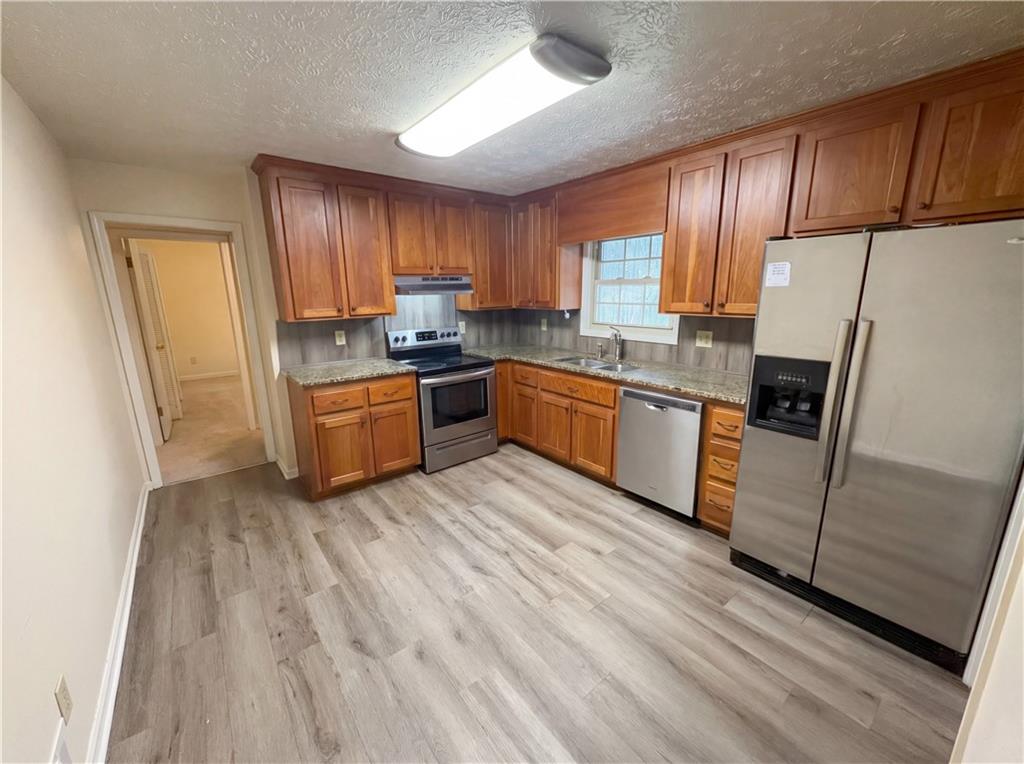 404 Pine Ridge Court