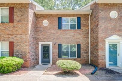 Townhouse For Rent - 4084 Hidden Hollow Drive #B<br/> Gainesville, GA 30506