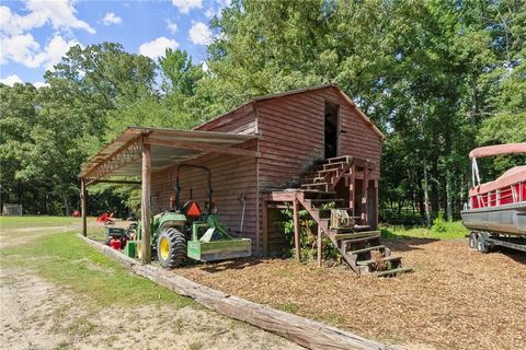 A home in Flowery Branch