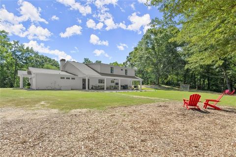 A home in Flowery Branch