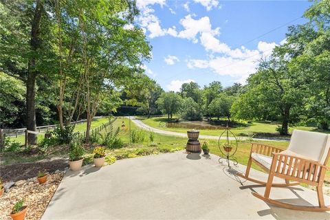 A home in Flowery Branch