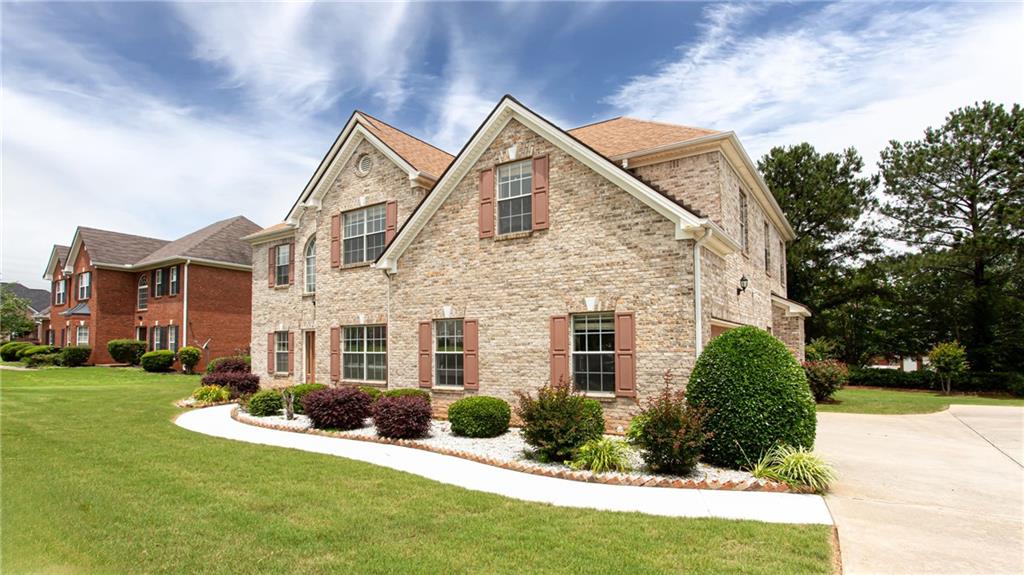1236 Saxony Drive, Conyers, Georgia image 3