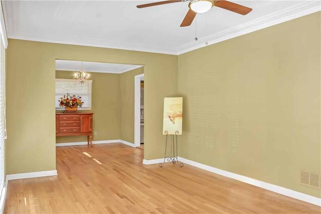 2289 Montrose Drive, East Point, Georgia image 4