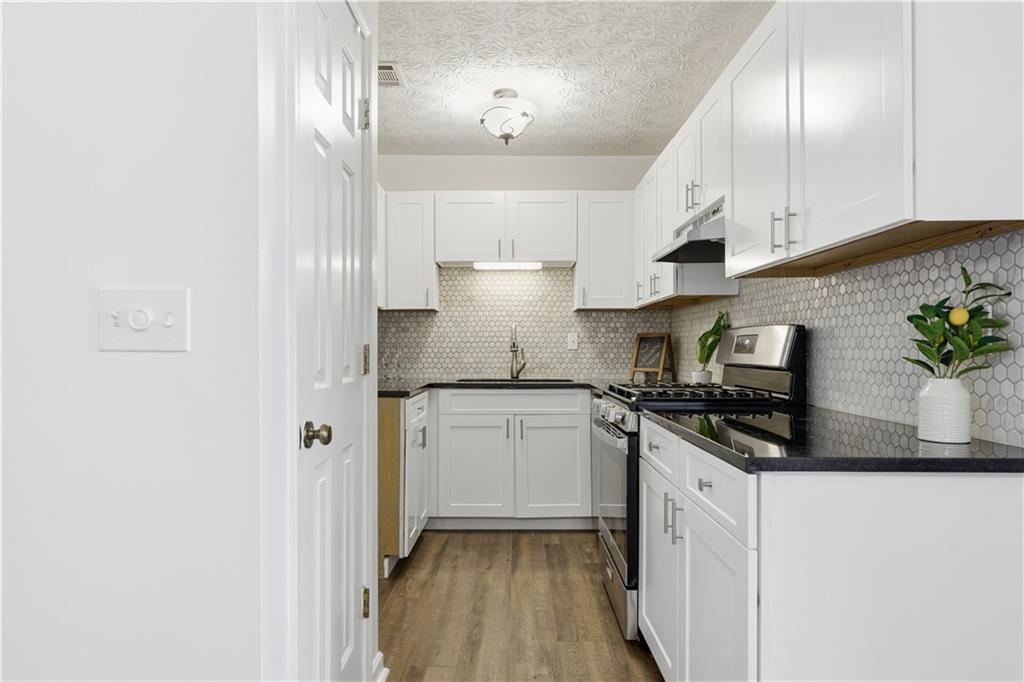 224 Goshen Lane