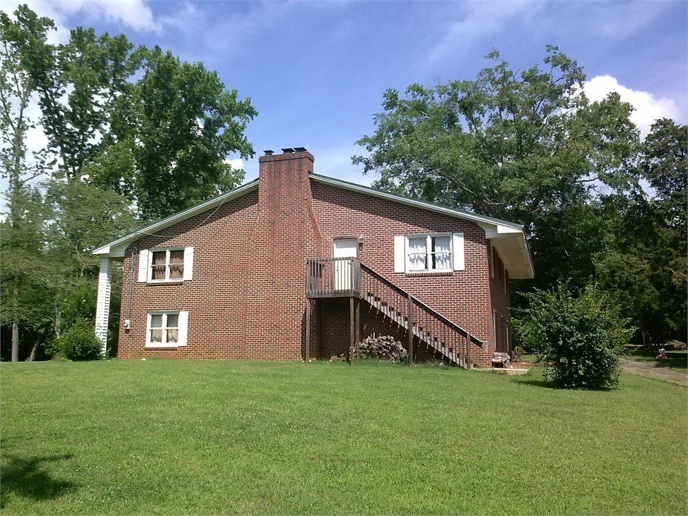 8122 Jefferson Drive