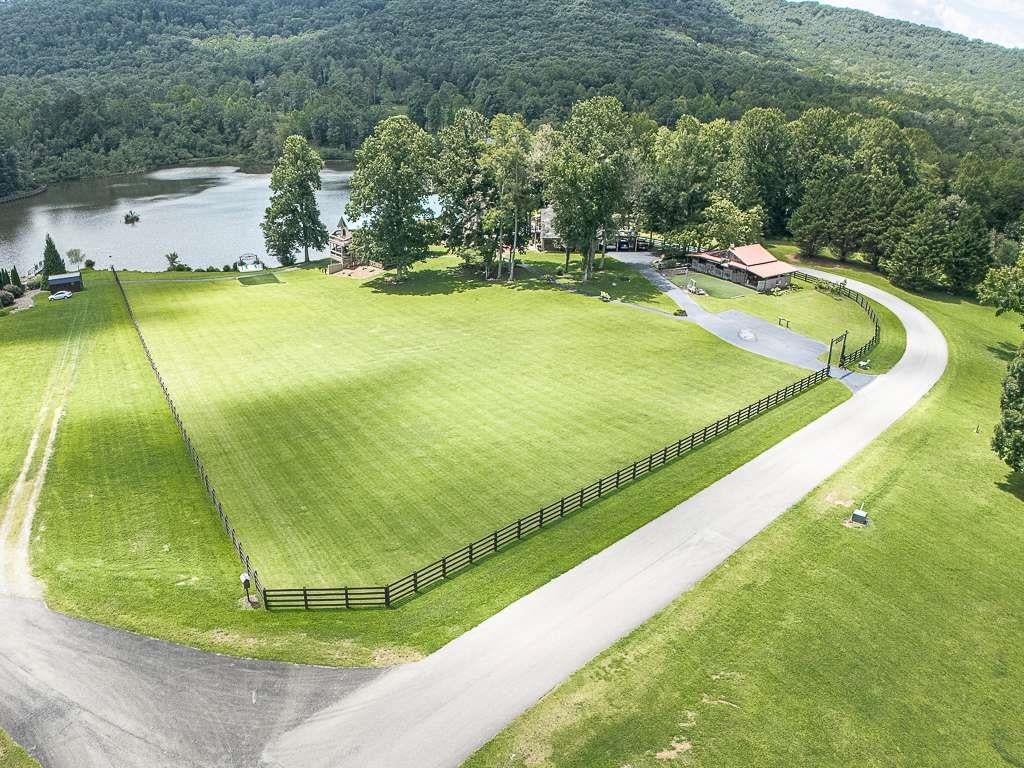 201 Mountainside Parkway