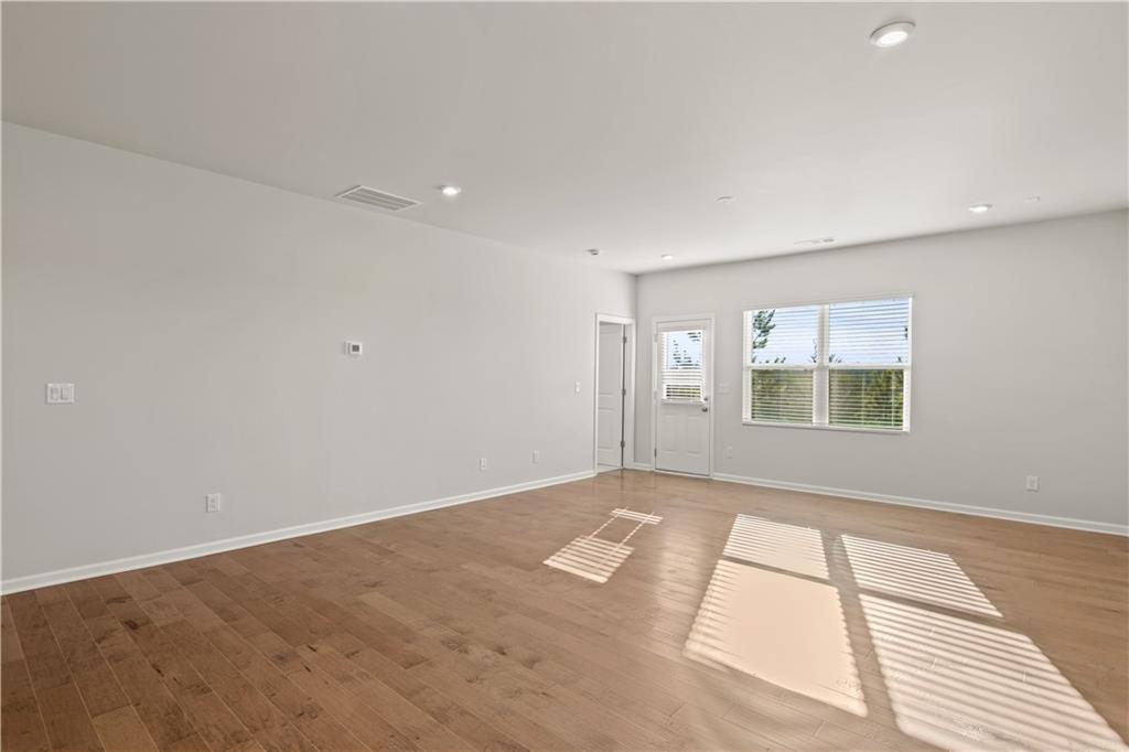 440 Village Lane