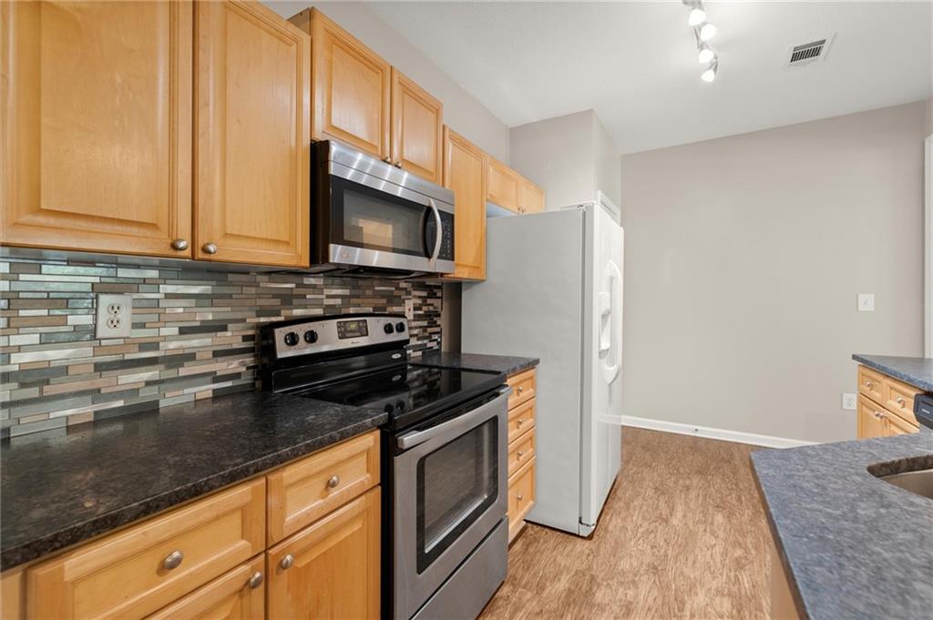 426 Pembrooke Circle #426, Alpharetta, Georgia image 18