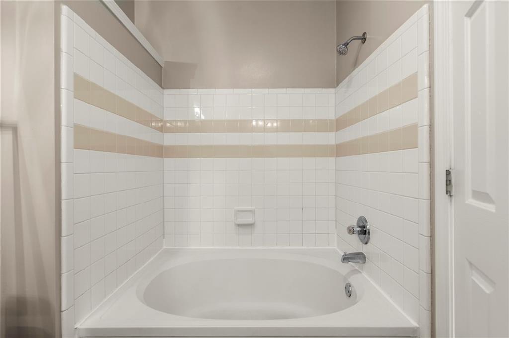 426 Pembrooke Circle #426, Alpharetta, Georgia image 39