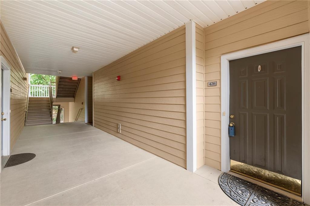 426 Pembrooke Circle #426, Alpharetta, Georgia image 12