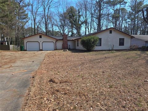 Homes For Sale - 1045 Millard Road<br/> Stone Mountain, GA 30088