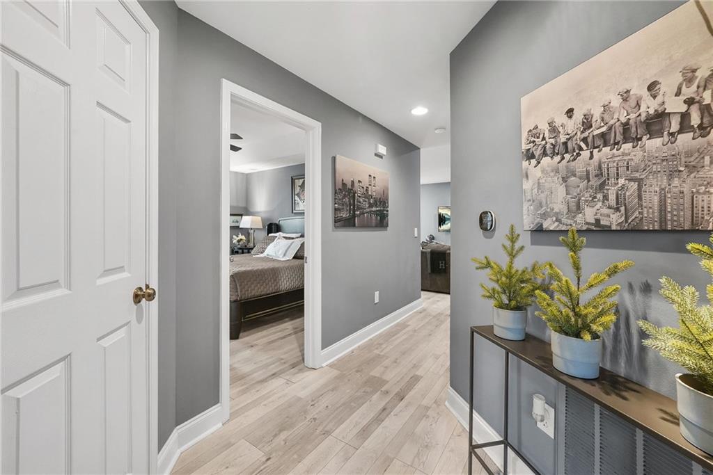 615 Mcgill Park Avenue NE