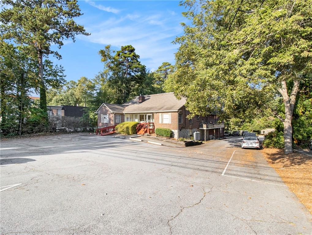 1924 Clairmont Road